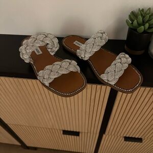 Brand new Steve Madden Newbie sandals 9.5